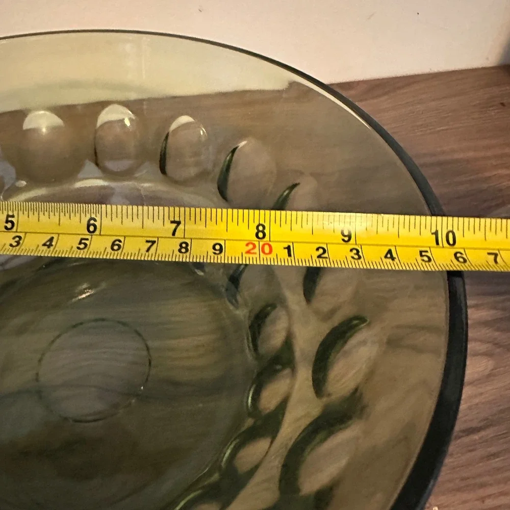 Vintage Avocado Green Glass Serving Bowl Mid Century Teardrop Panel 9